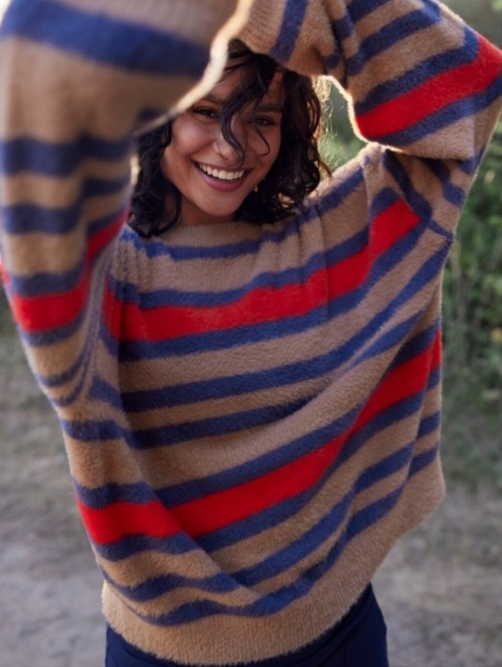 Aerie Flurry Crew Cozy Striped Fuzzy Sweater Tan, Navy & Red Size XS Oversized - Picture 3 of 16